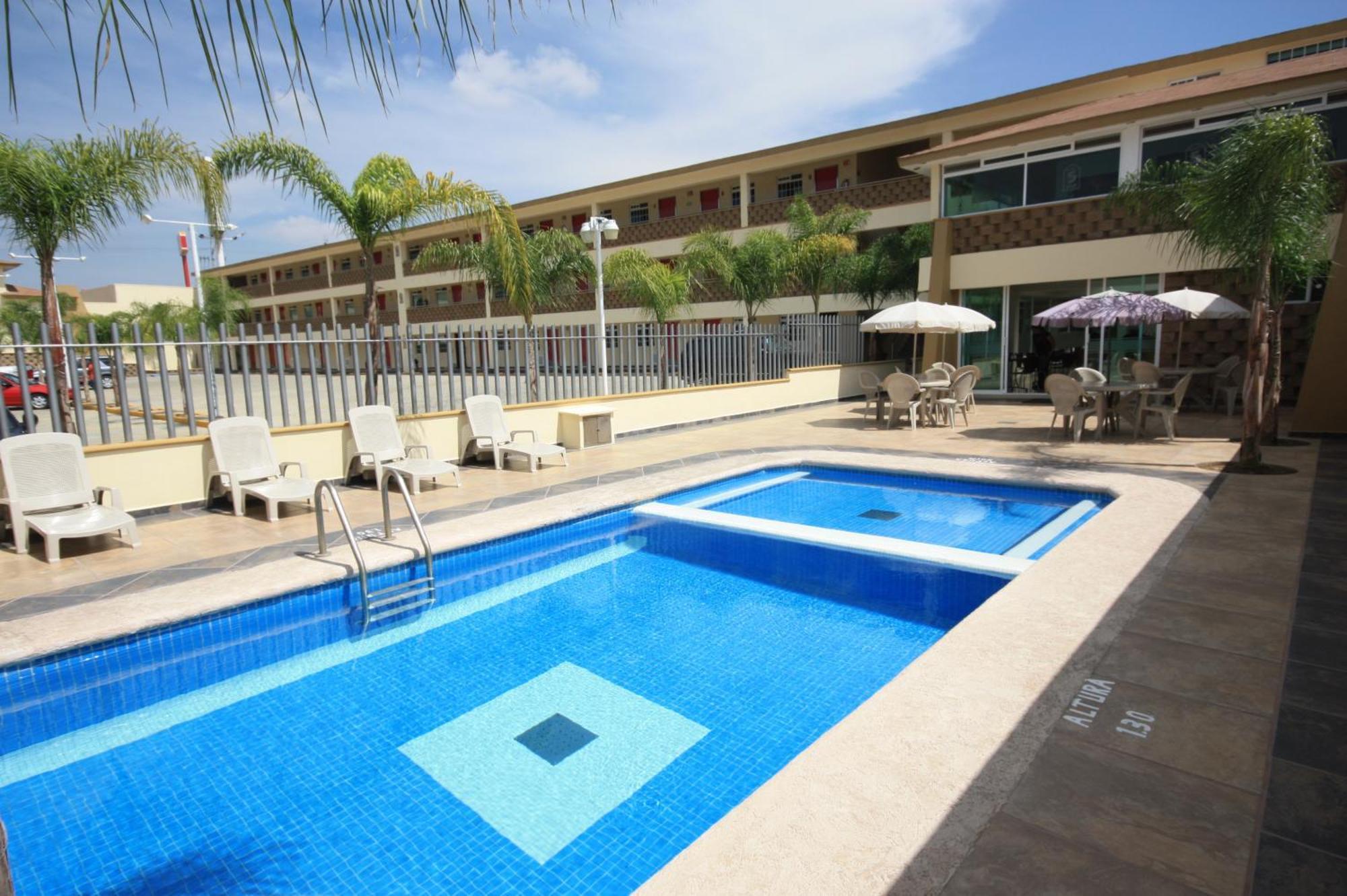 Hotel 5 Inn Silao Extérieur photo