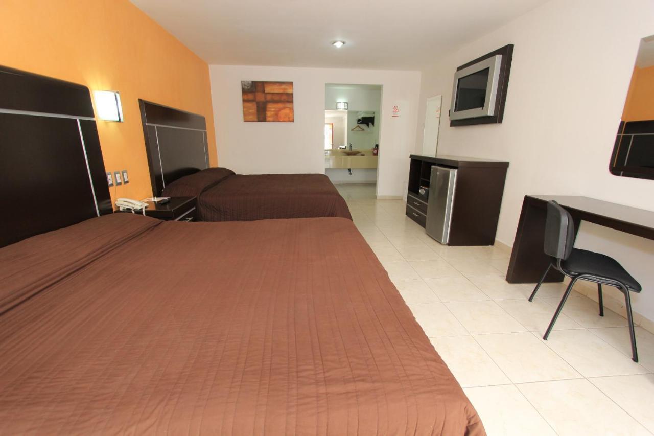 Hotel 5 Inn Silao Extérieur photo