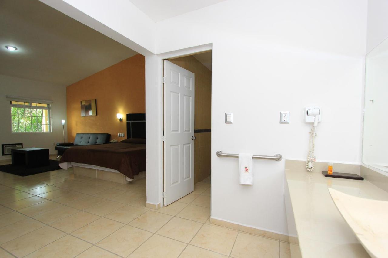 Hotel 5 Inn Silao Extérieur photo