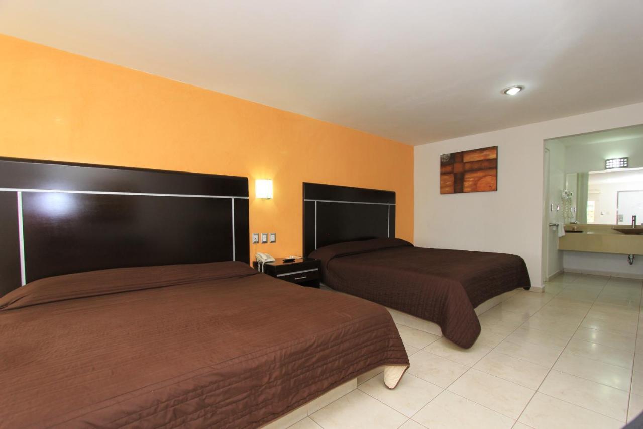 Hotel 5 Inn Silao Extérieur photo