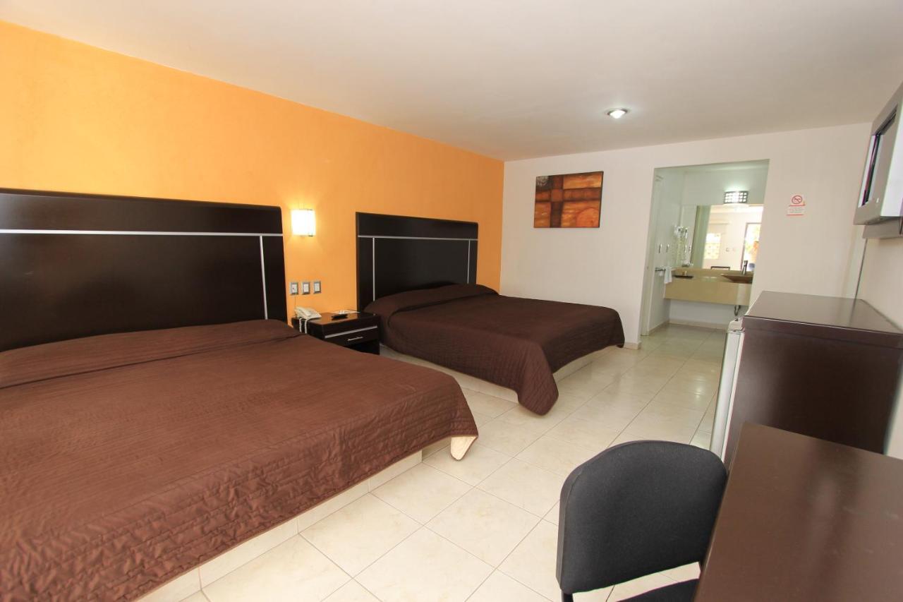 Hotel 5 Inn Silao Extérieur photo