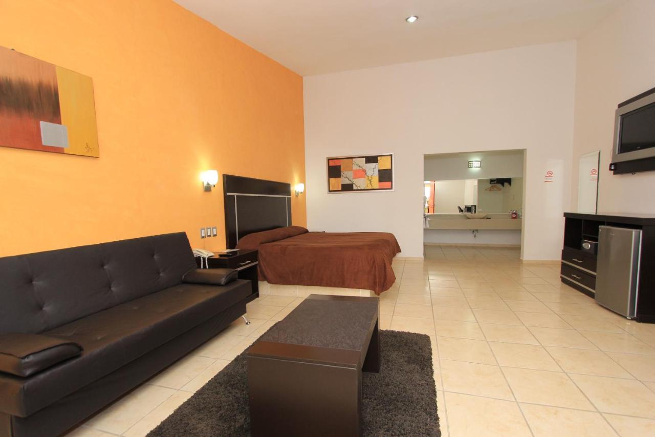 Hotel 5 Inn Silao Extérieur photo