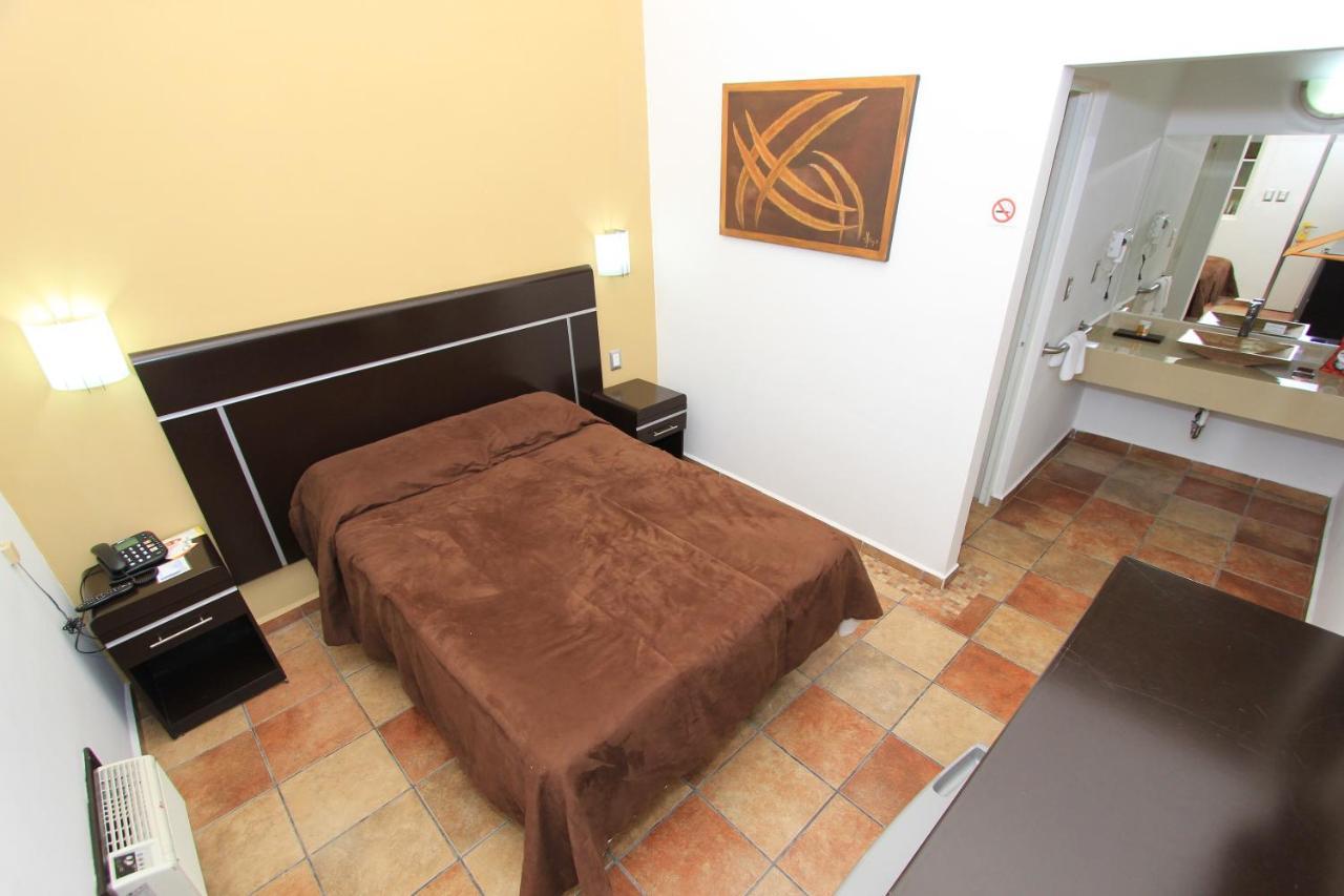 Hotel 5 Inn Silao Extérieur photo