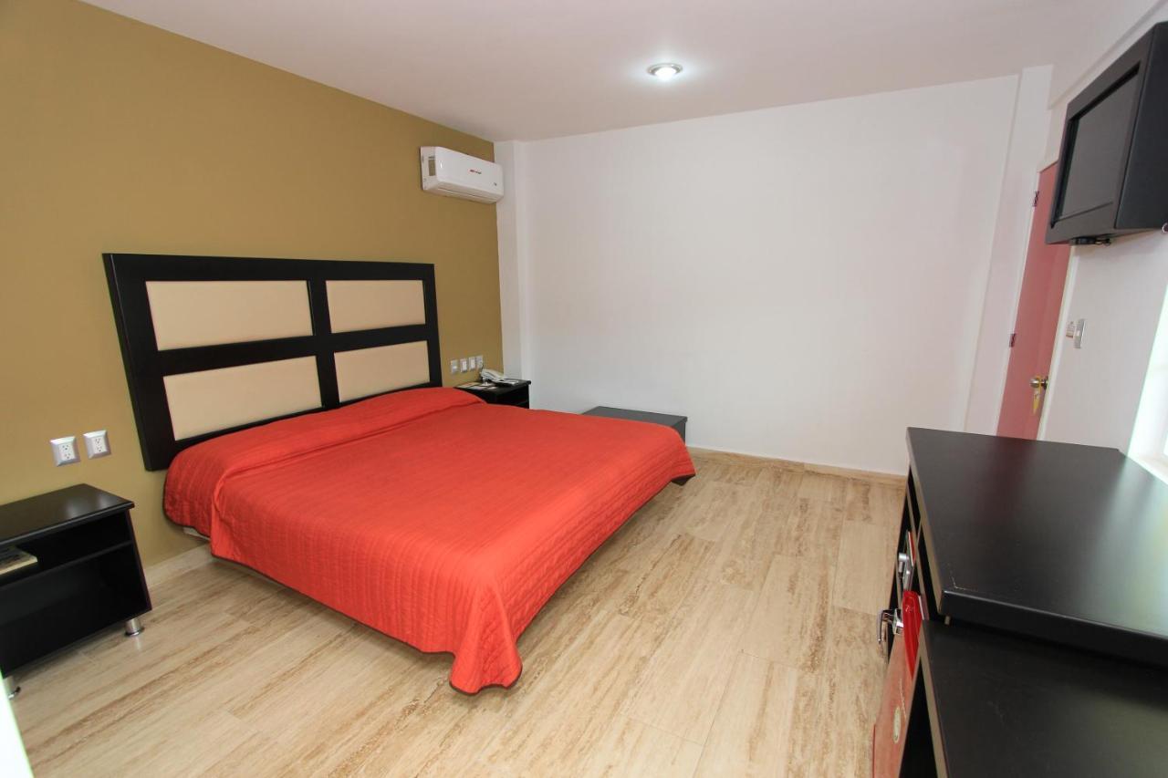 Hotel 5 Inn Silao Extérieur photo