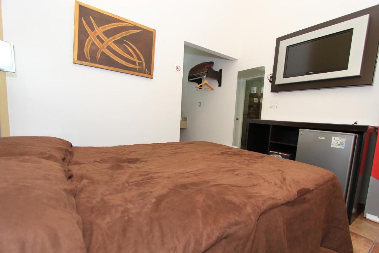 Hotel 5 Inn Silao Extérieur photo