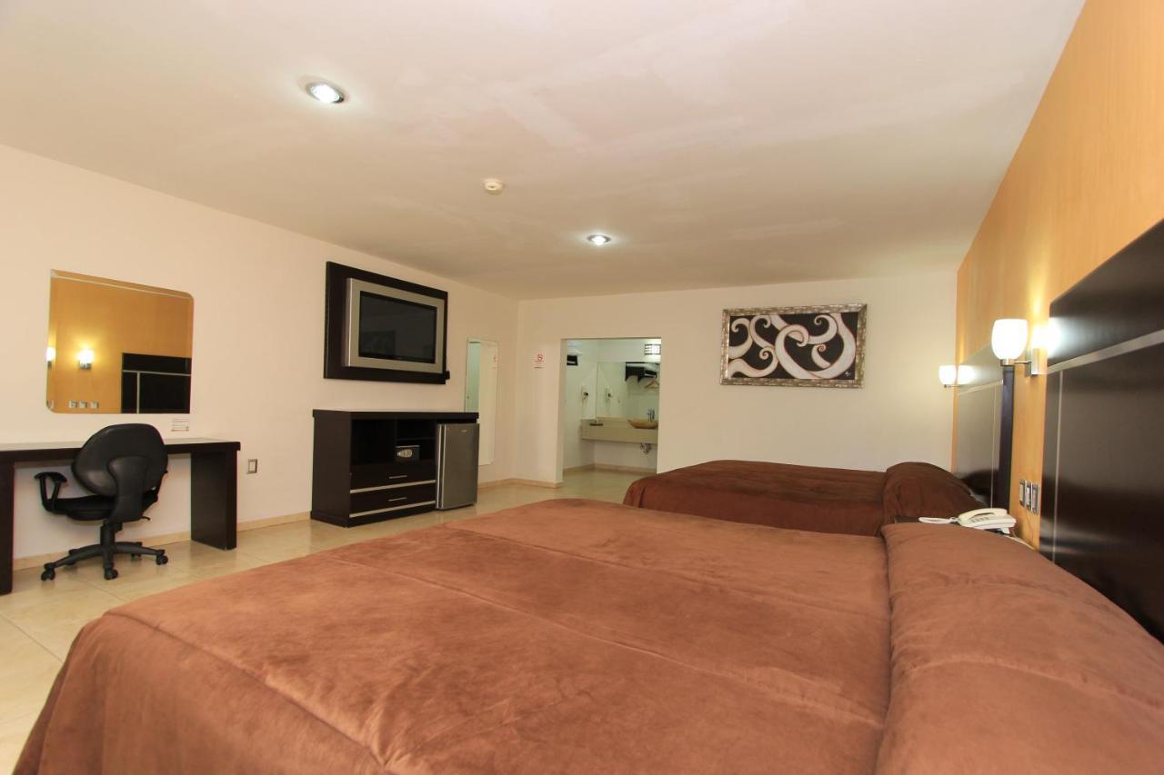 Hotel 5 Inn Silao Extérieur photo